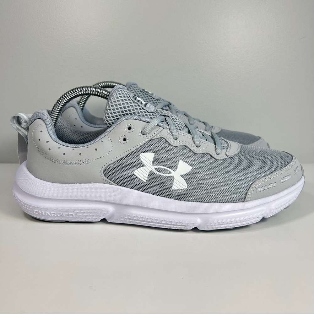 NEW Under Armour Charged Assert 10 3026175-102 Grey Running Shoes; Men’s Size 8